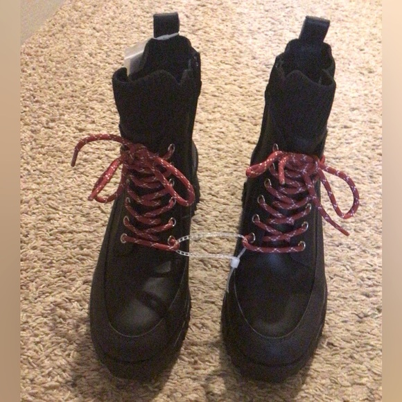 NUTURE WATER PROOF BOOTS (Sz 6 &6.5) - Picture 4 of 12